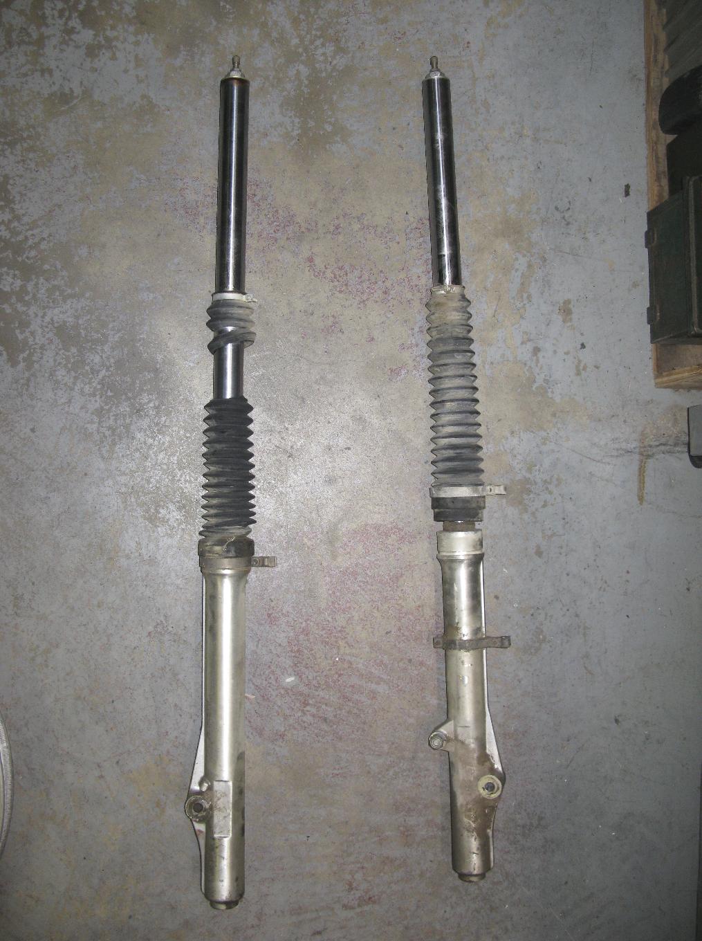 kdx175_00_front_forks_part2.jpg