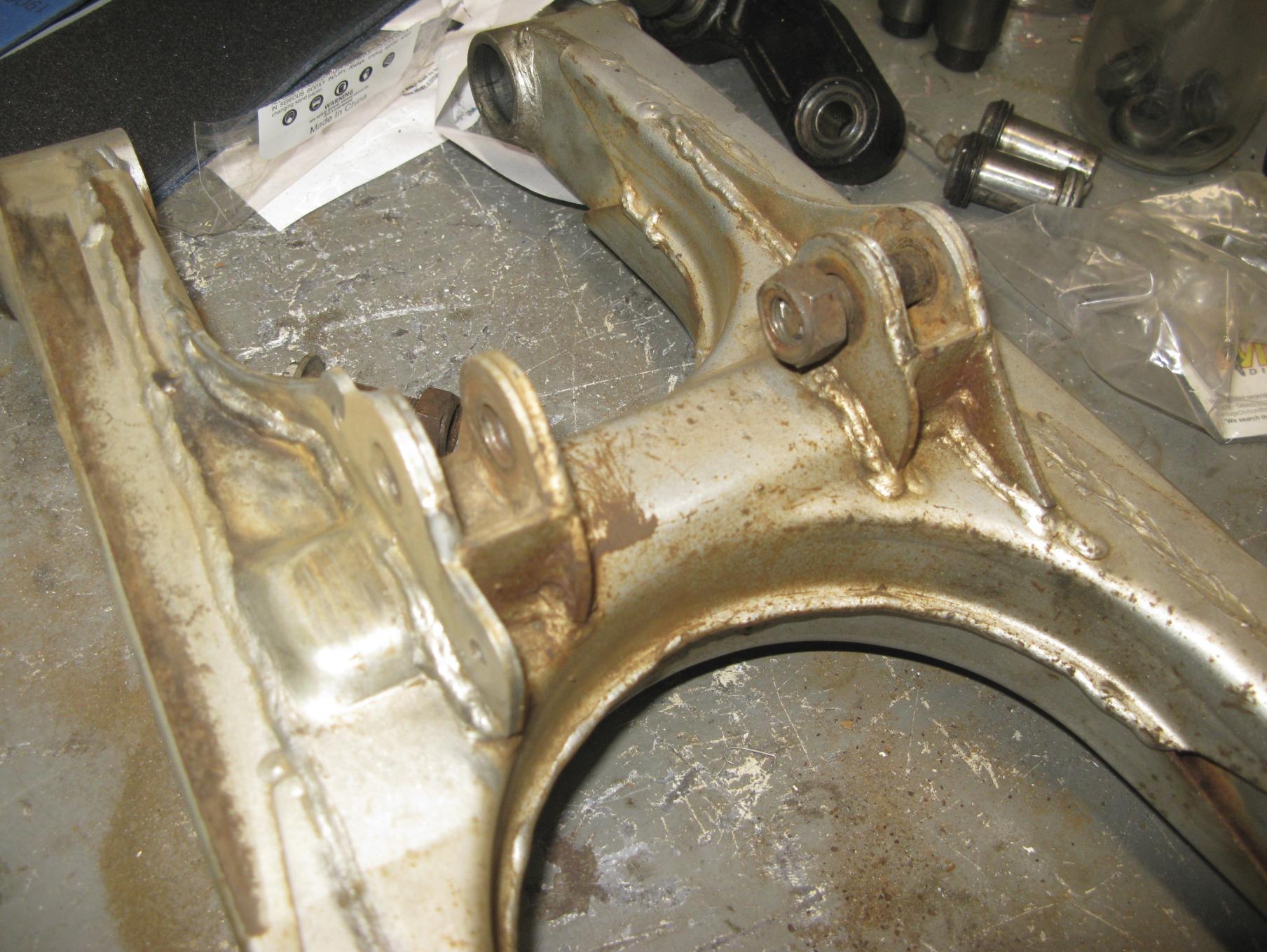 hopfrog175_swingarm_01.jpg