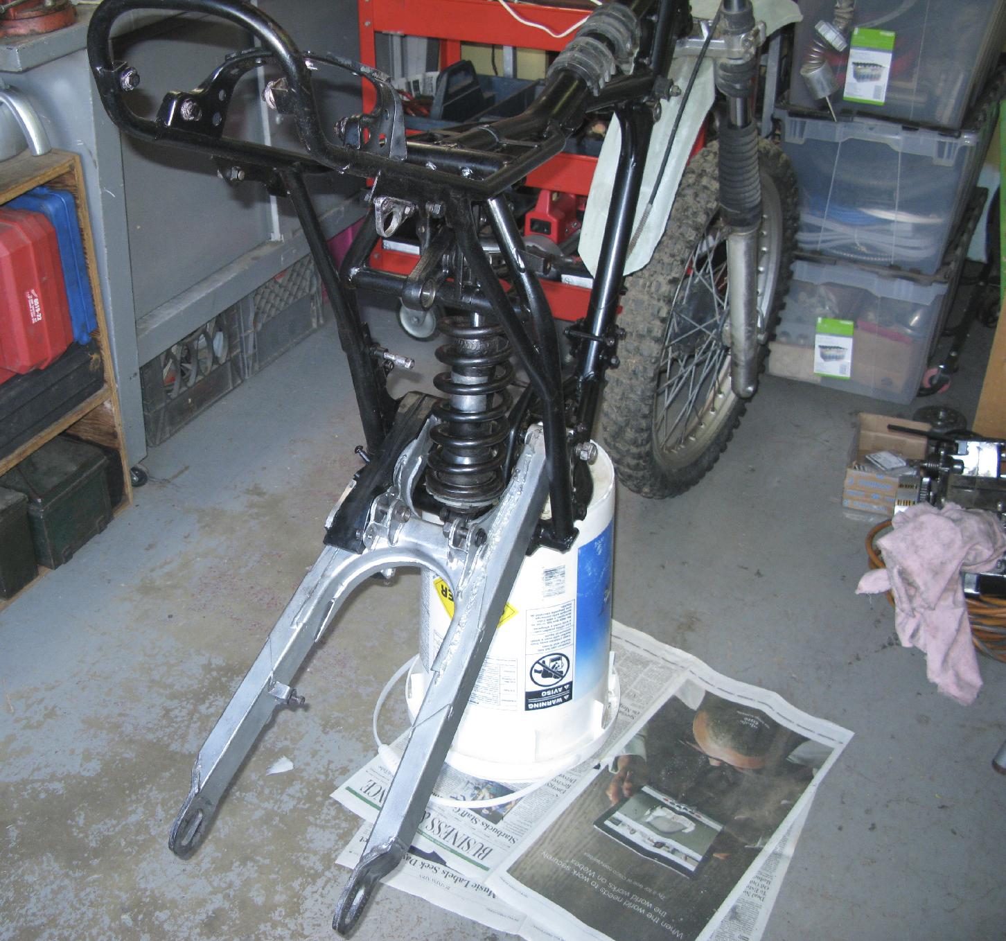 kdx175_rear_suspension_01.jpg