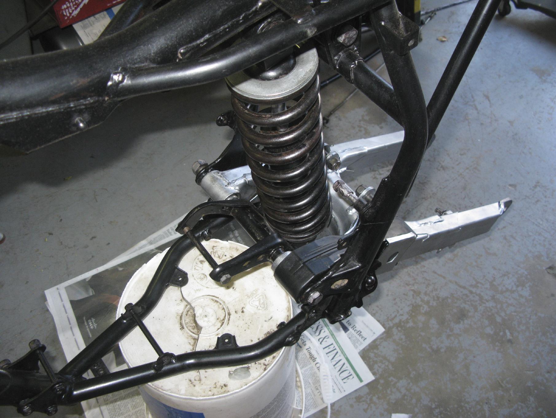 kdx175_rear_suspension_02.jpg