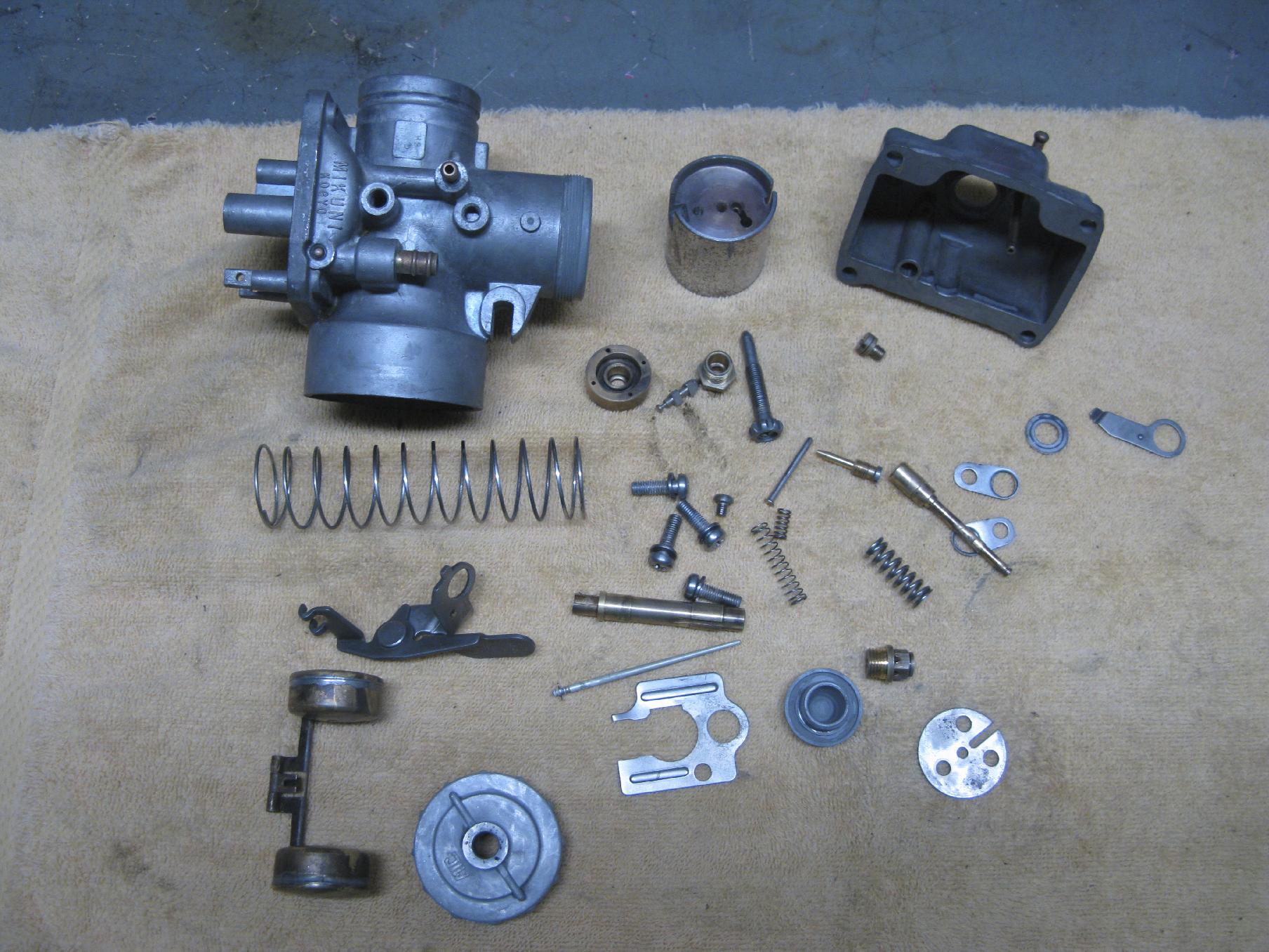 kdx175_03_carb.jpg